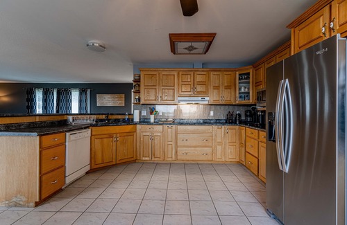 Bobcaygeon Cottage | Lakeview cottage near Pigeon Lake