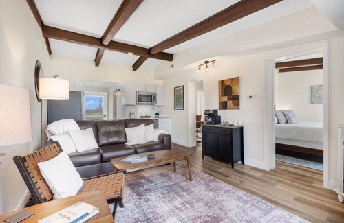 Kimberling City Condo | Lakeview Getaway at Kimberling Crossing