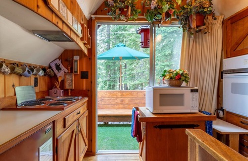 Ridgewood House | Lakeview Guest House in Carnelian Bay