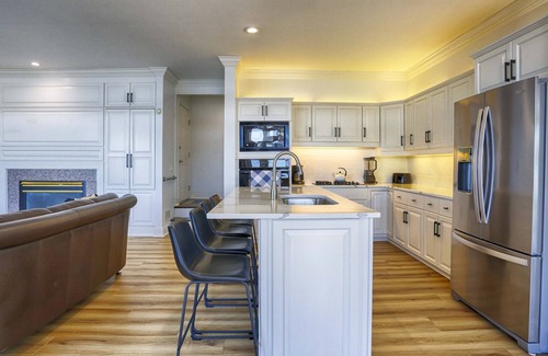 Canandaigua House | Lakeview Heaven - Canandaigua Lakefront Luxury Home