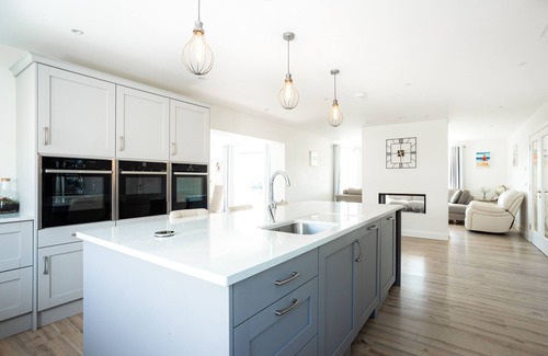 Clonakilty House | Lakeview House Clonakilty