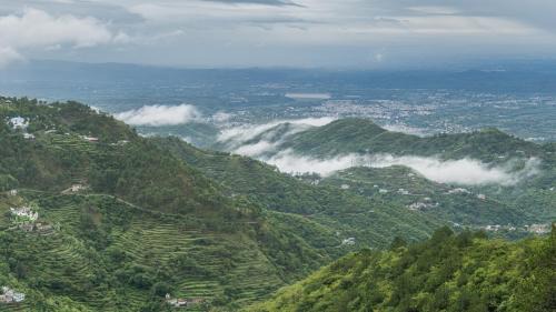 Kasauli House | LakeView Kasauli Cottage