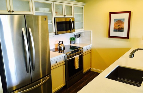 Lake Las Vegas Condo | Lakeview Lake Las Vegas- Viera Condo in Montelago Village
