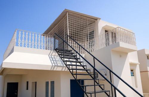 Serilingampally Apartment | LakeView Penthouse Room Himayatnagar