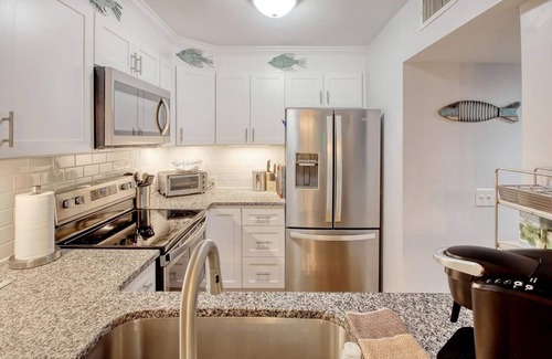 Arcadian Shores Condo | LakeViews-Quaint/Quiet-Walk 2 Beach-Kingston Plantation-Gated Community