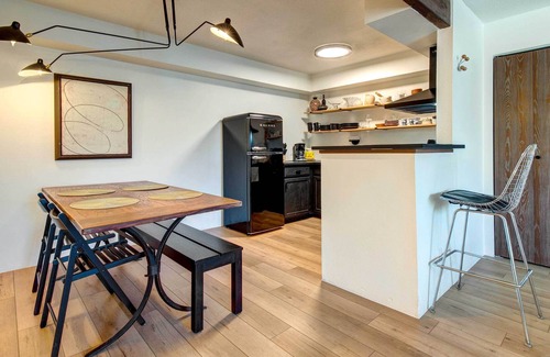 Union Square Apartment | Lakewood Condo w/ Patio + Heated Pool Access!