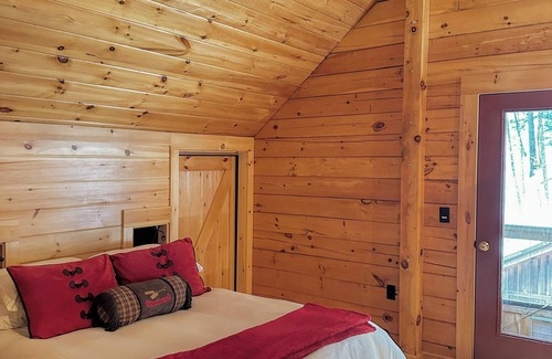 Eastern Vermont Cabin | Lakewood Lodge