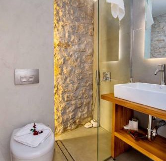 Lakka Apartment | Lakka Stone House 1