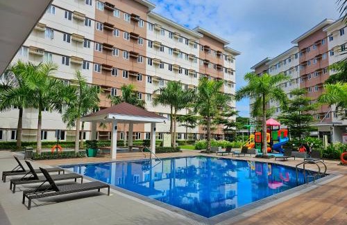 Trece Martires Hotel | Lakwatsero Caviteño Suites