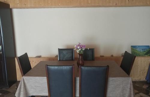 Juta House | Lali`s Guest House in Juta