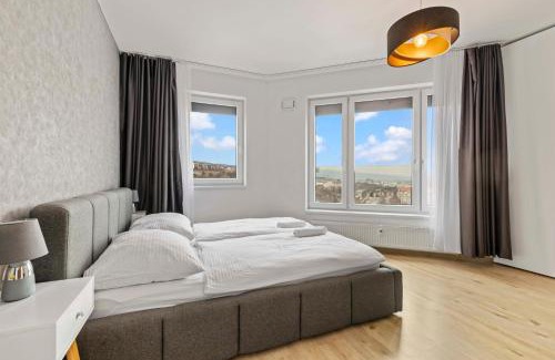 Old Town Apartment | LAM Premiere - AC - AWESOME VIEW IN BRATISLAVA