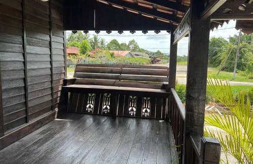 Peserai Pantai House | Laman Delima
