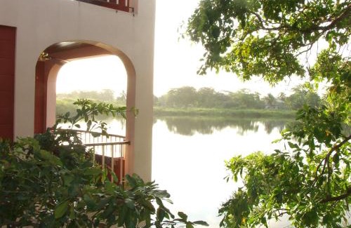 Orange Walk Hotel | Lamanai Hotel & Marina