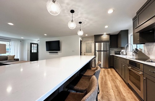 Ashwaubenon House | Lambeau Retreat on Marvelle Ln