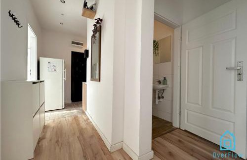 Zaspa House | Lambert Room - Peaceful Retreat, 10 Minutes to Gdańsk Old Town & Seaside