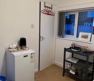 Swalecliffe Bed & Breakfast | Lambourne House