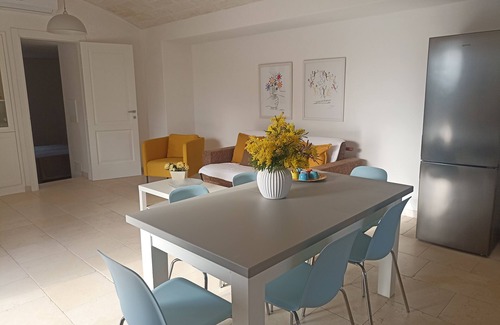 Cisternino House | Lamia degli Ulivi - Dwelling in the valley of trulli UNESCO heritage site.