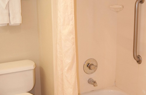 San Luis Obispo Hotel | Lamplighter Inn & Suites