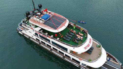 Cat Hai Boat Rental | Lan Ha Bay Overnight Cruises - Booking Center