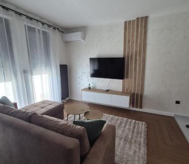 Tuzla Apartment | Lana Apartmani Autor