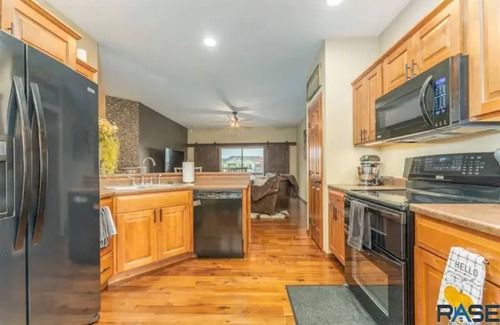 Sioux Falls House | Lancaster-Whole Family Home safe area and close to shopping
