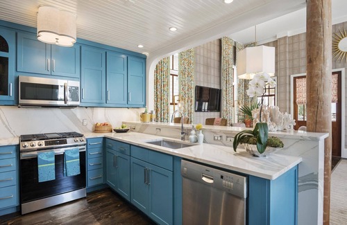 Rosemary Beach House | Land and Sea Cottage: 2nd home from Gulf with Wonderful Views!