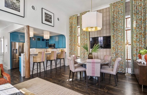 Rosemary Beach House | Land and Sea Cottage: 2nd home from Gulf with Wonderful Views!