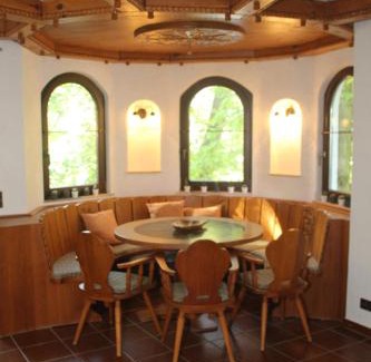 Wachenheim an der Weinstrasse House | Landhaus ideal 1