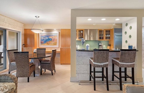 Sunset Beach Condo | Land's End Beachfront Elegance: Top Floor Corner