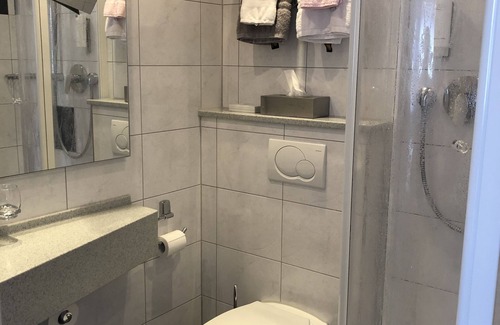 Uslar Hotel | Landgasthaus Zur Linde
