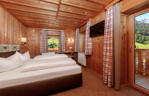 Hinterhornbach Hotel | Landgasthof Adler