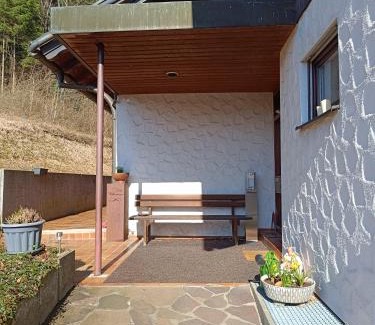 Weissenstein Hotel | Landgasthof Heldenberg