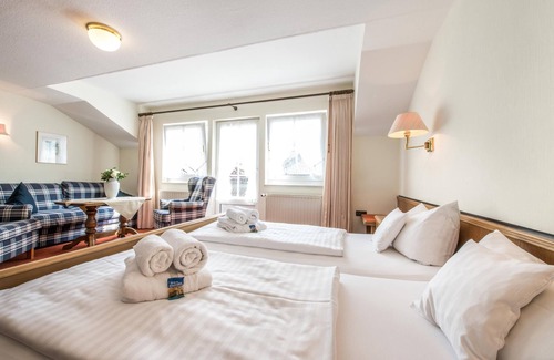 Latrop Hotel | Landgasthof Hotel Hanses-Bräutigam