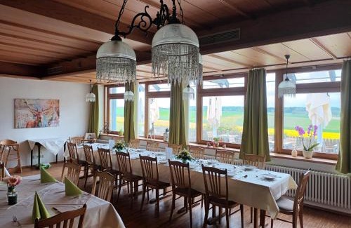 Mehrstetten Hotel | Landgasthof/Hotel Hirsch im Grünen