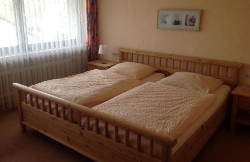 Huenfeld House | Landgasthof zum Wiesengrund