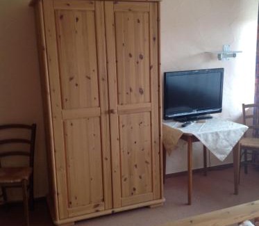 Huenfeld House | Landgasthof zum Wiesengrund