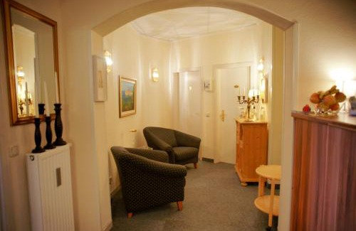 Hasenbergl-Lerchenau Ost Hotel | Landhaus Ambiente