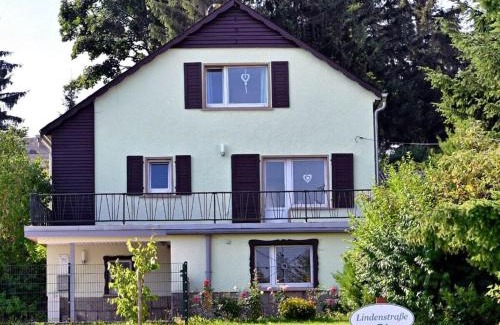 Schoenheide House | Landhaus Hanna Comfortable holiday residence