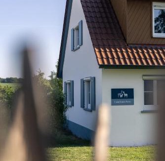 Blaufelden Apartment | Landhaus Paco Familienfreundliches Ferienhaus in ruhiger Lage perfekt ausgestattet für alle Generationen