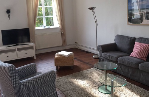 Jaderaltendeich House | Landhaus Wattmuschel/alte Schule, romantic property in a secluded location