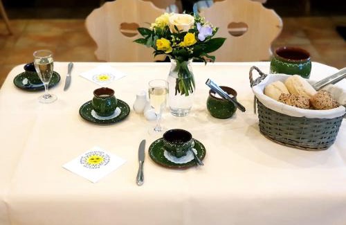 Molsdorf Hotel | Landhotel Burgenblick