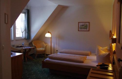 Uhlstadt - Kirchhasel Hotel | Landhotel & Restaurant Kains Hof