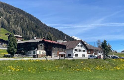 Davos Hotel | Landhuus Frauenkirch