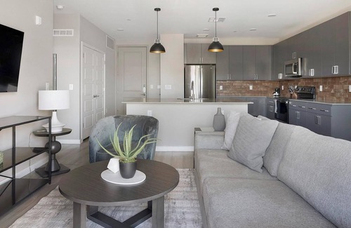 Warehouse District Apartment | Landing | Amazing 1BD, Game Room, Gym