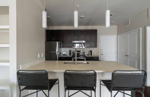Katy Apartment | Landing | Amazing 1BD, Gym, Courtyard