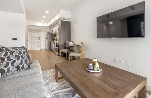 North Mountain Apartment | Landing | Amazing 1BD, Pool, Gym