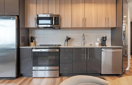 Baileys Crossroads Apartment | Landing | Amazing 2BD, Gym, Game Room