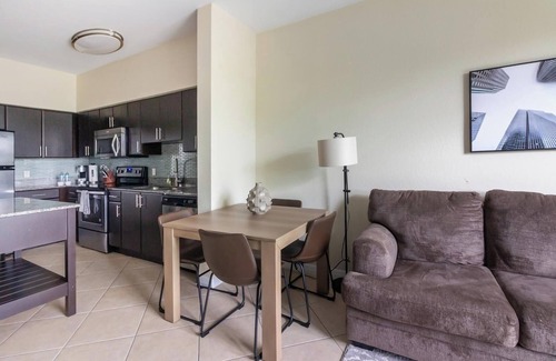 Miramar Apartment | Landing | Amazing 2BD, Gym, Clubhouse
