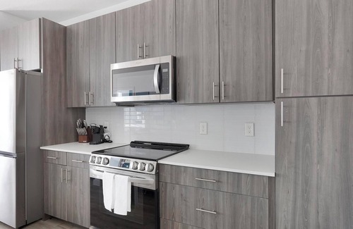 San Antonio Apartment | Landing | Amazing 2BD, Gym, Pool