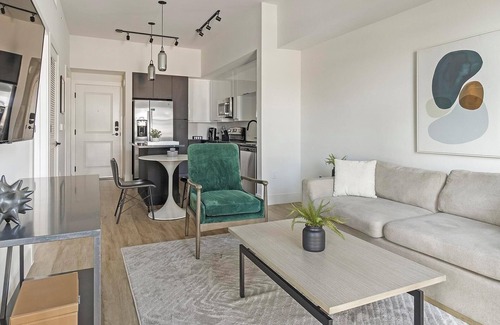 Providencia Park Apartment | Landing | Amazing 1BD, Pool, Clubhouse